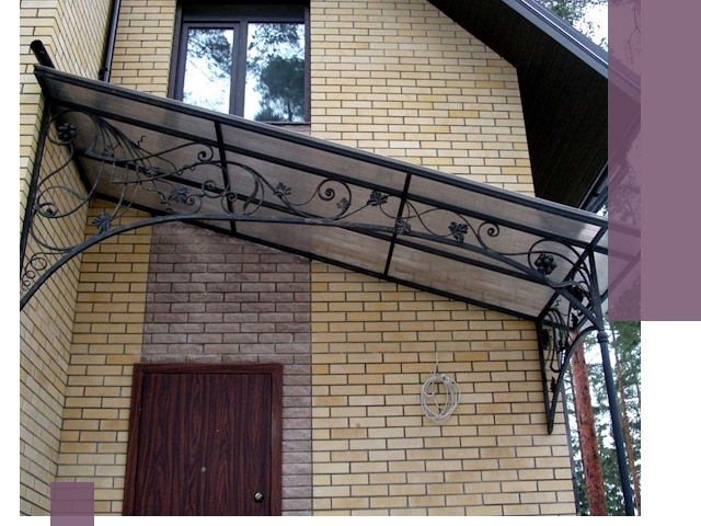 Односкатные козырьки из металла под ключ в Кинешме